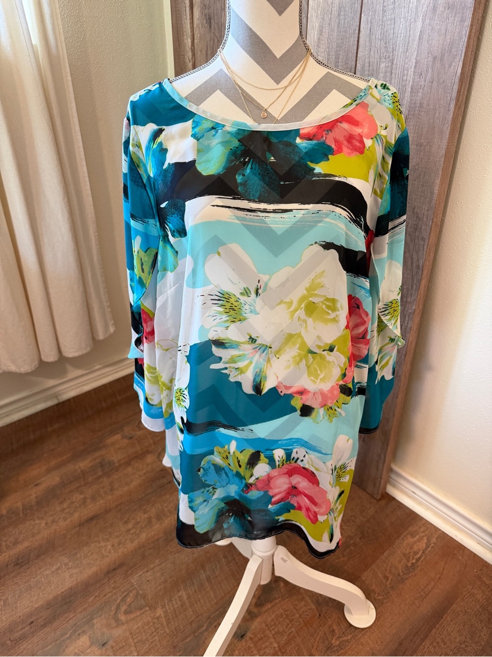 Worthington Woman 2X Sheer Tropical Floral Swimsuit Cover Up Sheer Tunic Blouse